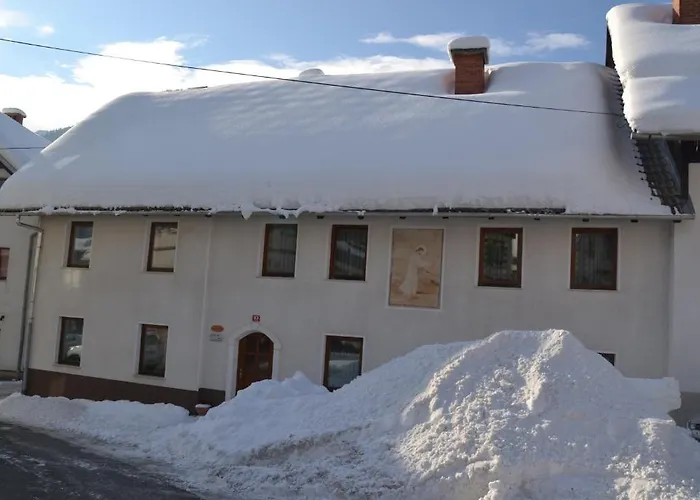 Pr'krstano Apartma *